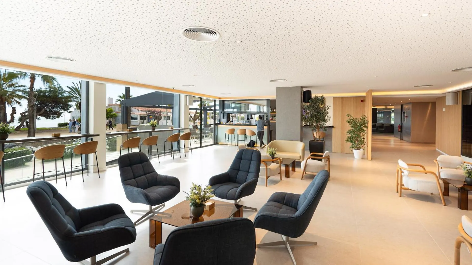 Hotel Calipolis Sitges 4*,